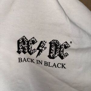 NWT Lane Bryant AC/DC White Sweatshirt Top 26/28
